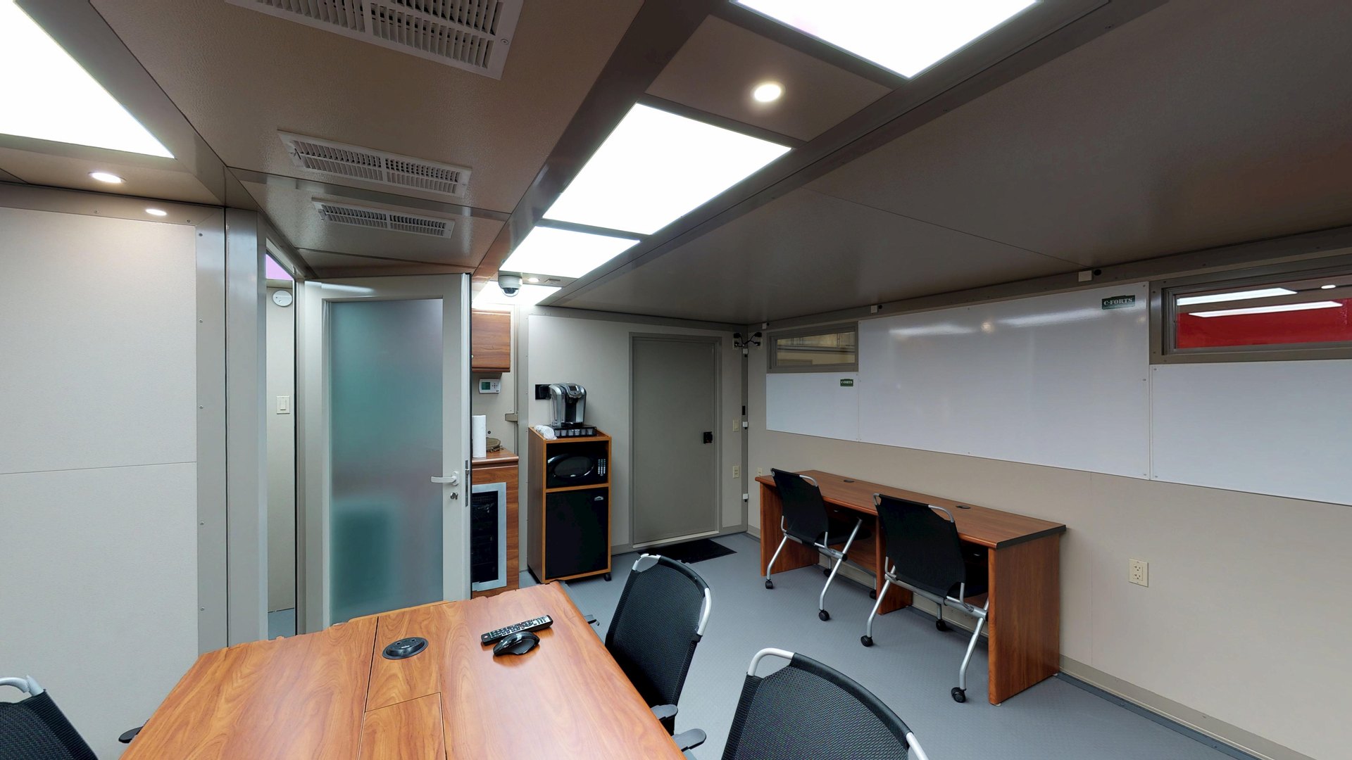 Shared work area in an actual C-FORTS command center
